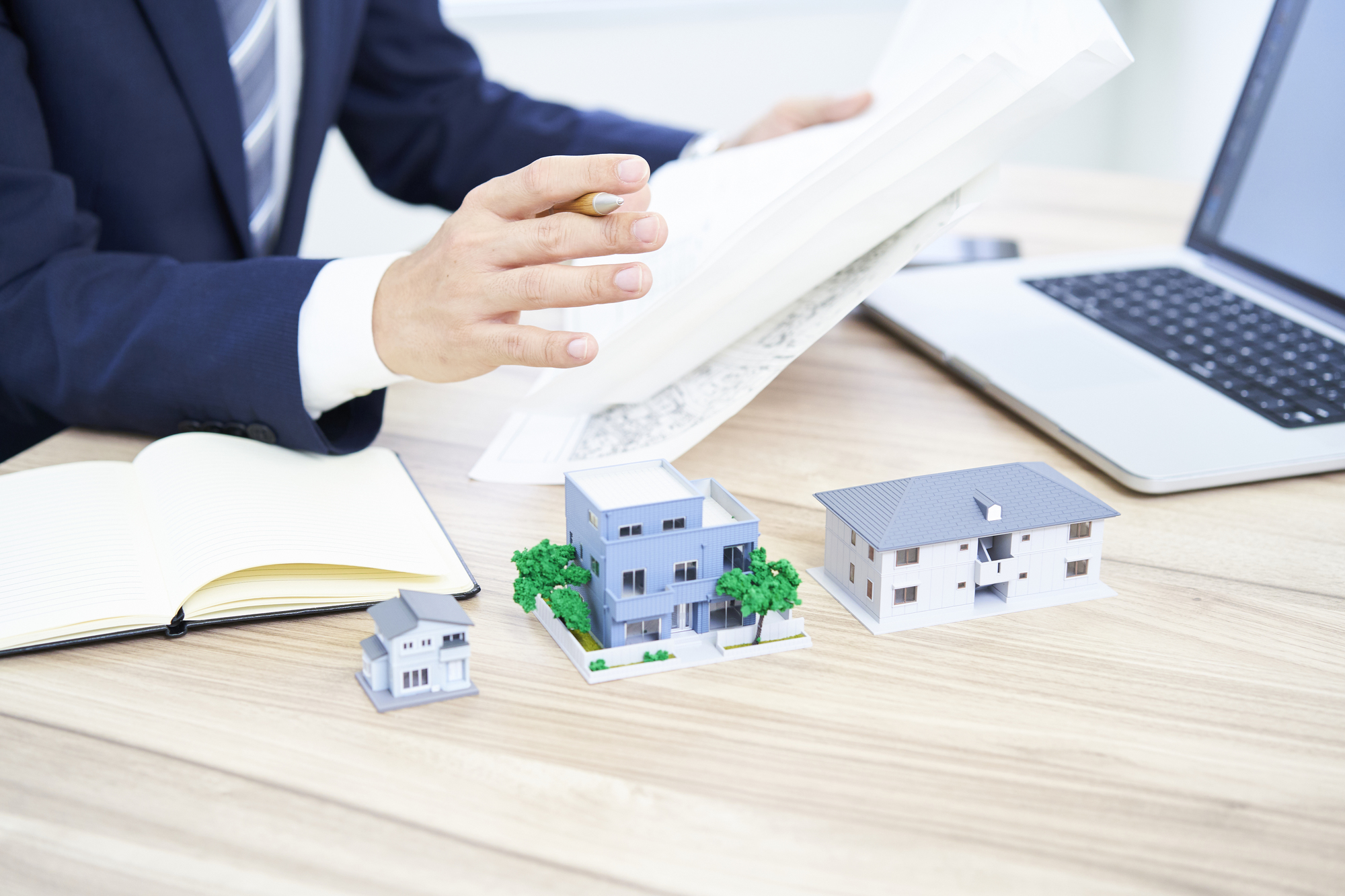 宅地建物取引士による相続不動産の高価売却査定